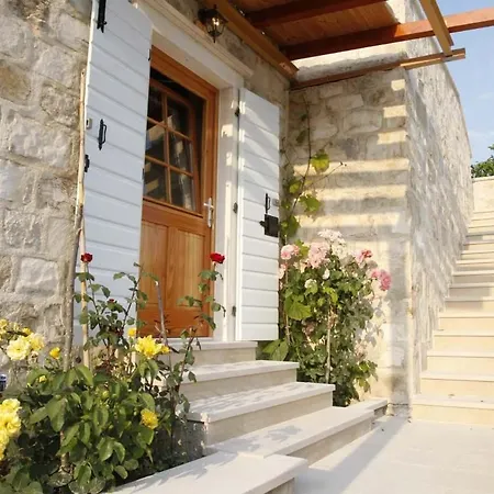 House In Sumpetar With Sea View, Terrace, Air Conditioning, Wifi 5133-1 예세니체