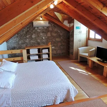 House In Sumpetar With Sea View, Terrace, Air Conditioning, Wifi 5133-1 Semesterbostad *