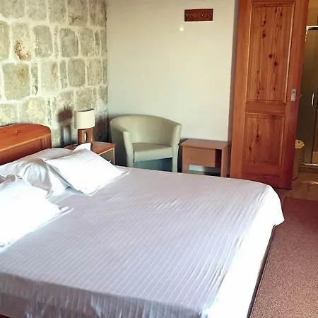 Semesterbostad House In Sumpetar With Sea View, Terrace, Air Conditioning, Wifi 5133-1 Jesenice (Split-Dalmatia)