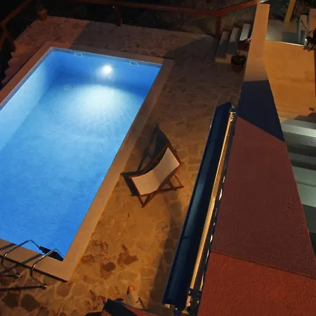 House In Sumpetar With Sea View, Terrace, Air Conditioning, Wifi 5133-1 Semesterbostad *
