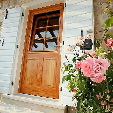 House In Sumpetar With Sea View, Terrace, Air Conditioning, Wifi 5133-1 Semesterbostad Jesenice (Split-Dalmatia)